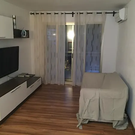 Apartment On Calle De Murillo 5 *